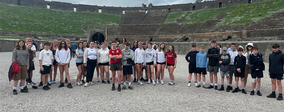 Taith Pompeii Trip 2025